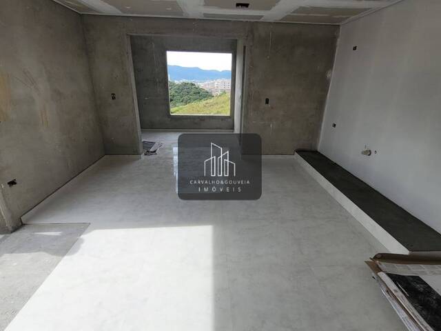 Casa para Venda em Poços de Caldas - 2