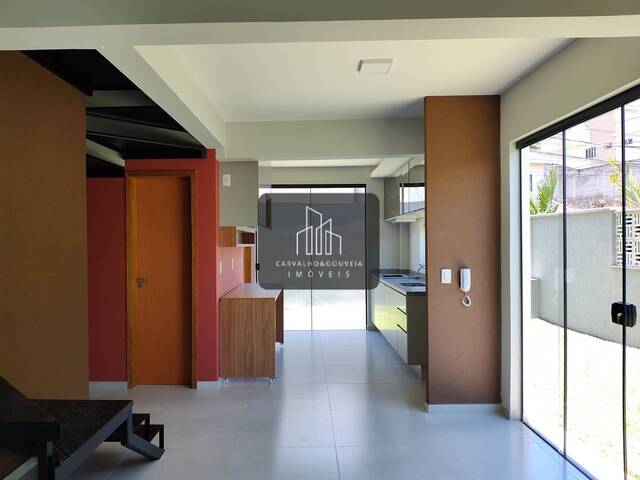 #422 - Casa para Venda em Poços de Caldas - MG