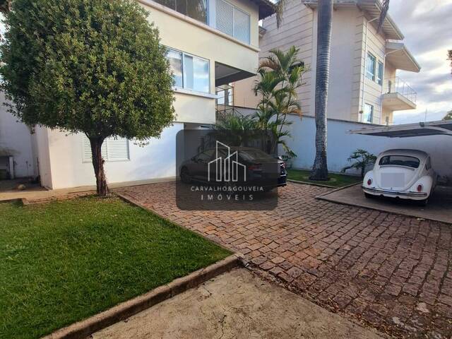 #892 - Casa para Venda em Poços de Caldas - MG - 2