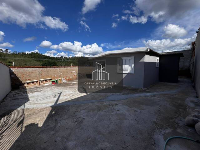 #930 - Casa para Venda em Poços de Caldas - MG - 1